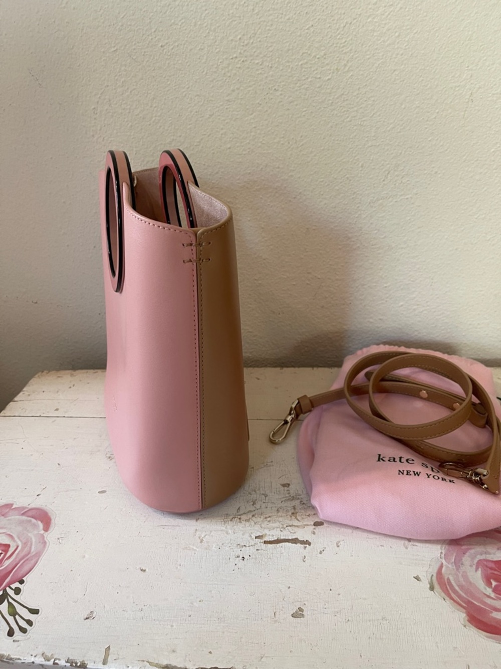 kate spade Pink and Tan Tote with Circular Top Handles - Picture 4 of 13